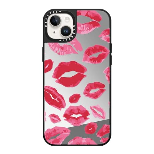 Coque miroir iPhone 14 Plus CASETiFY pour rester élégante en soirée avec le motif baisers