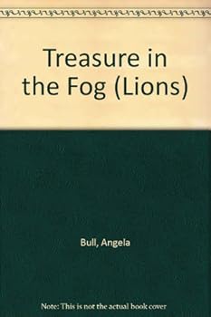 Paperback Treasure in the Fog Book