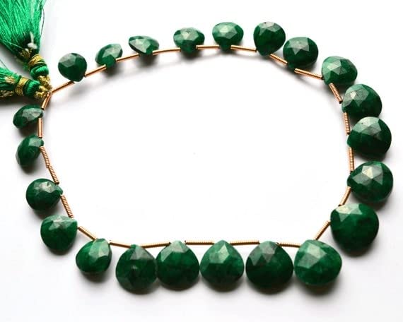Émeraude naturelle en cœur 7-11mm pour réparer et personnaliser vos colliers anciens