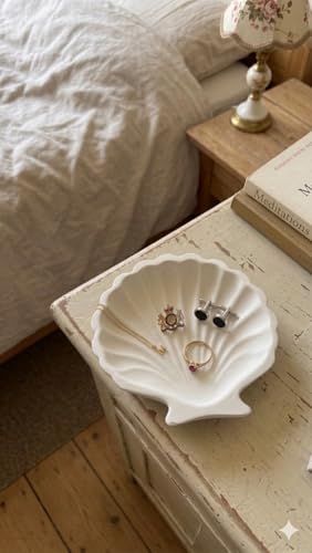 Image of TREETRUNK Handmade Concrete Shell Trinket Tray | White | Shell Shaped | Jewellery /Makeup /Table Organizer | Home Decor | Candle Tray | Multipurpose (9.5x9.5cm)