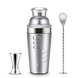 【Verschiedenes Zubehör】Wenn Sie ein begeisterter Getränkebegeisterter (oder sogar ein professioneller Barkeeper) sind, ist dieses Cocktail Shaker perfekt für die Zubereitung von gut schmeckenden Getränken. Enthält: ein eingebautes Sieb, einen Löffel aus rostfreiem Stahl, einen 24-Unzen-Shaker und einen kostenlosen 1 & ½ oz Jigger. Sie erhalten auch eine kostenlose Anleitung mit Bartending-Tipps auf dem Flaschenkörper des Shakers.