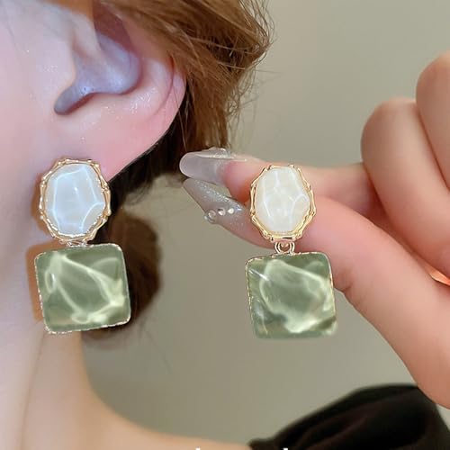 Green Geometric Statement Earrings for Women Unique Dangle Earrings Large Drop Earrings Gold Stud Earring Prom Jewelry for Women2