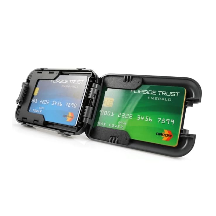 The Clam Flip Mens Wallet with RFID2