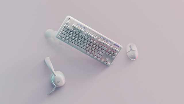 Teclado Mecânico Gamer Logitech G713 RGB LIGHTSYNC Com Switch GX