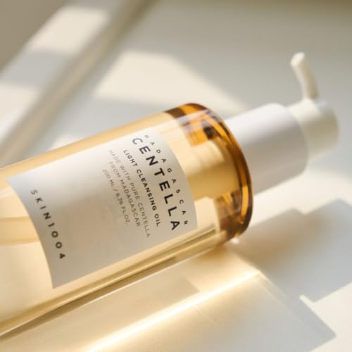 SKIN1004 Madagascar Centella Light Cleansing Oil (30 ml)