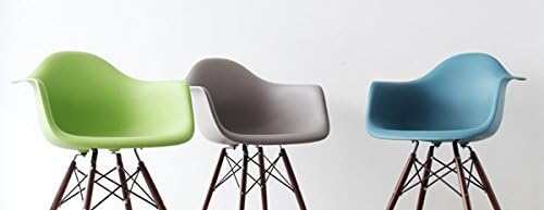 DAW レッド （ リプロダクト ダインにングチェア)