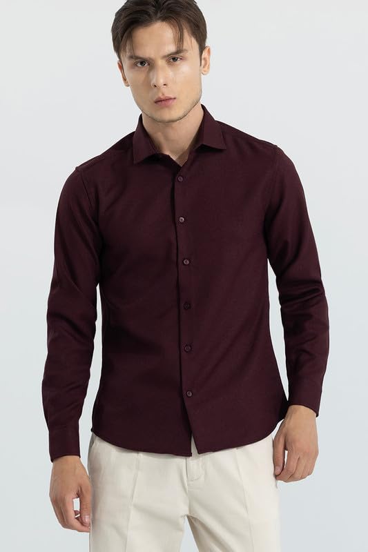 Image of SNITCH Men Cotton Crapepoly Maroon Spread Collar Solid Slim Fit Shirt, 2XL
