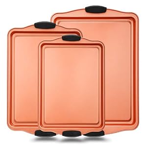 NutriChef 3 Piece Baking Pan Set – PFOA, PFOS, PTFE Free Flexible Nonstick Carbon Steel Bakeware Set – Home Kitchen Bake Pan Cookie Sheet Stackable Baking Tray Set w/Red Silicone Handles NCSBS3S45