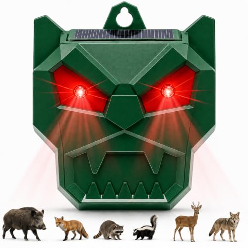 4pcs Green Solar Predator Deterrent Lights for Chicken Coop