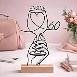 Personalisierter 3D Line Art Aufsteller zum 60. Geburtstag aus Acryl gelasert, Geburtstagsgeschenk für Frauen - Weinglas mit Herz Design, Individueller Name und Alter, Holzsockel, Schwarz