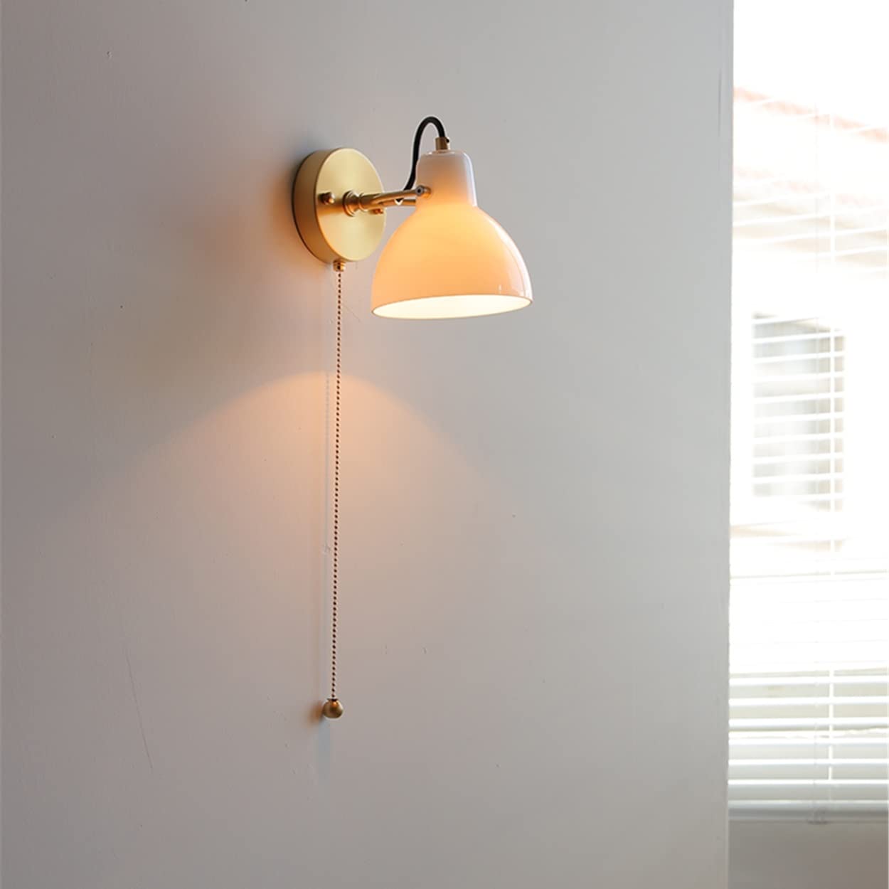 KBUUKYYXouy Wall Lights for Bedroom Pull Chain Switch E14 Wall Sconce Brass +Glass Shade Adjustable Lighting Fixture Living Room Decor Lamp Bedroom Bedside Wall Lamp