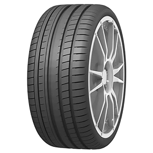 Pneu INFINITY ECOMAX XL 235/50R17 à haute adhérence sur sol mouillé