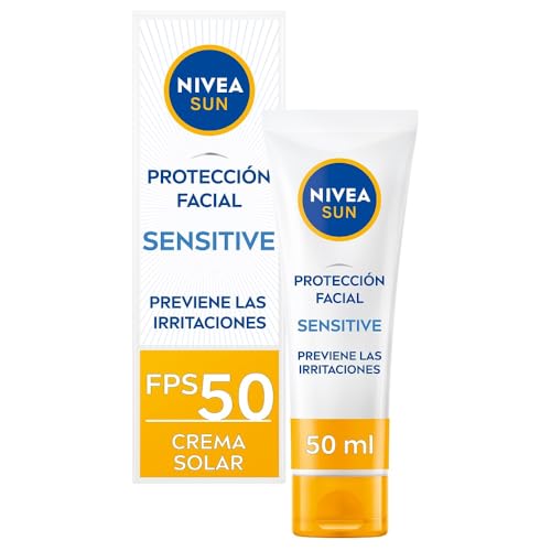NIVEA SUN Sensitive Protección Facial FP 50 (1 x 50 ml), protector solar facial para piel sensible, crema sin perfume con 0% sensación pegajosa