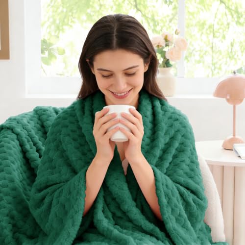 Image of BEDELITE Dark Green Large Throw Blanket for Couch, Cozy Gifts for Women