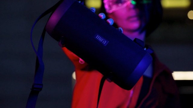 Amazon.co.jp: MIFA A90 Bluetoothスピーカー IPX7防水 60W大音量