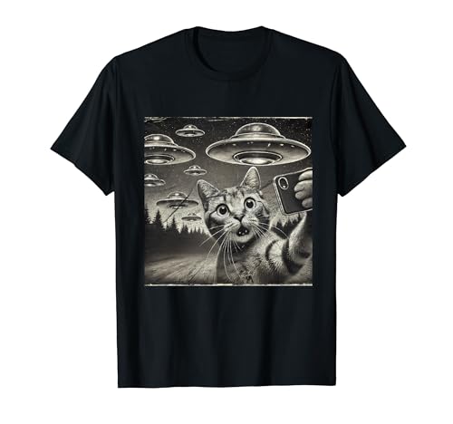 Vintage Funny Scared Cat Selfie Alien UFO Cat Lovers T-Shirt
