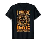 pit bull I Chose Dog Over People disegna il motivo perfetto per il cortile dei cani dove i pitbull e i bull terrier si allenano e giocano.
