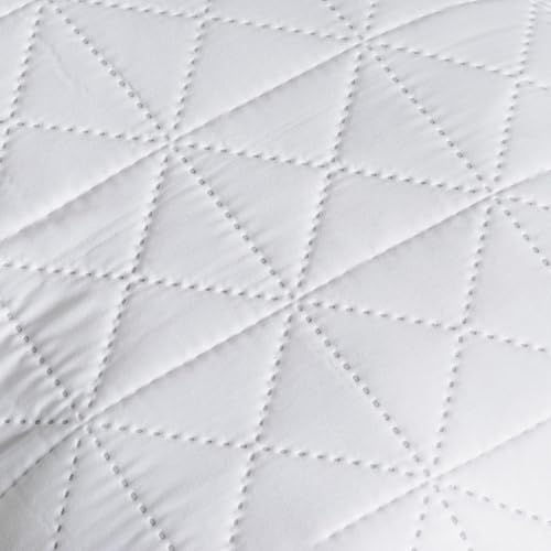 Vianney Basic Plus Pillow – Standard Size 18" x 28" – Ultra-Soft and Supportive Neck Support Pillow for All Sleep Positions – Hypoallergenic, Breathable, Cooling, Machine Washable Bedding Essential