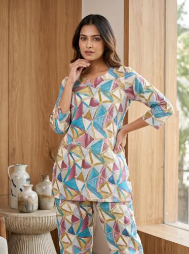 Image of Women's Printed Crepe Co-Ord Set | Stylish 2 Piece Printed Tunic Top with Matching Pants | Trendy Casual Wear, Office Wear, and Daily Outfits