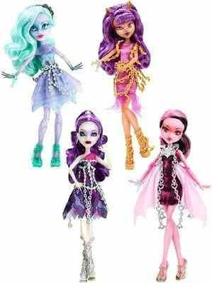 Holiday 2x Monster High Haunted Dolls (Assorted)