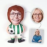 🧸 Personaliza este peluche con los colores del Betis con tu cara bonita y tu nombre. Nuestros Dibuñecos pueden personalizarse con cualquier foto frontal, realizando el ajuste desde el editor. ¡Personalízalo!