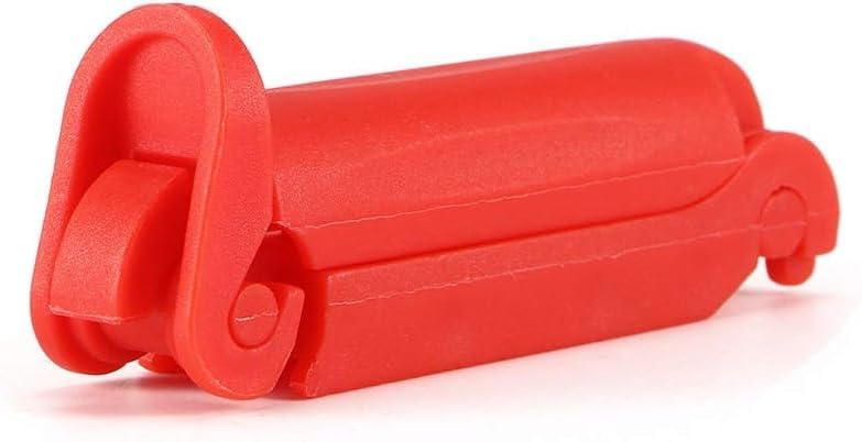 Baby Car Seat Safety Belt Slip-Resistant Clip, Buckle Safe Strap Slip-Resistant Clip Strap Clamp for Child Toddler, Used for Baby Car Safety Seat Installation, Suitable for All Child Safety Seat (Red)