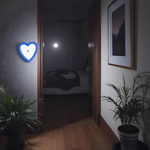 Image of Blue Plug-in Auto Sensor Control LED Night Light Lamp Bedroom Hallway Heart Shaped Night Lights(0.5W)