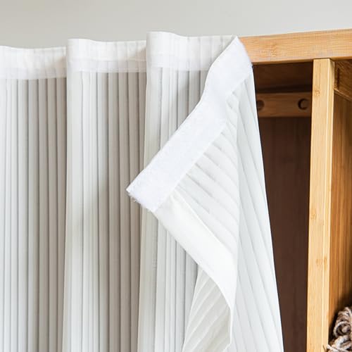 Cortinas debajo del fregadero para organizar el almacenamiento diario 7