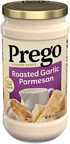 Prego Alfredo Sauce with Roasted Garlic and Parmesan Cheese, 14.5 Oz Jar