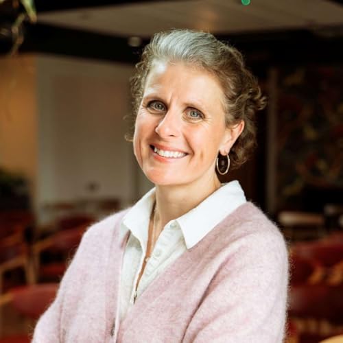 336: Raising siblings and coping with estrangement, with Catherine Carr