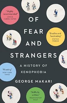 Paperback Makari:Of Fear and Strangers - A Histor Book