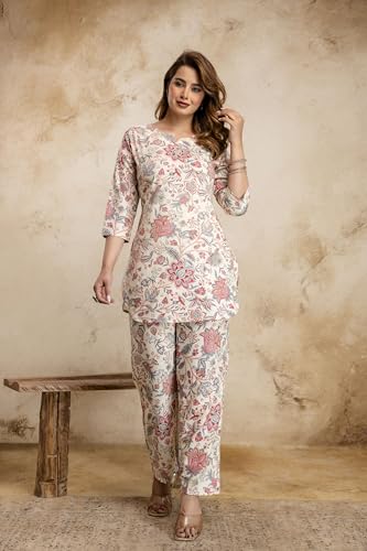 Image of Women's Pure Cotton Printed Night Suit,Top and Relaxed Pajama Set, Stylish Sleepwear