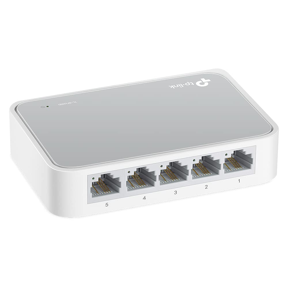 TP-Link TL-PA4010 Kit Powerline, AV600 Mbps Su Powerline, 1 Porta Ethernet, Plug And Play, Bianco & TL-SF1005D Switch Desktop, 5 Porte RJ45 10/100 Mbps, Plug & Play