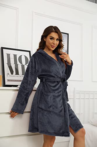 Image of U2SKIIN Women Hooded Fleece Robe, Short Plush Robes for Womens With Hood Soft Warm Spa Bathrobe