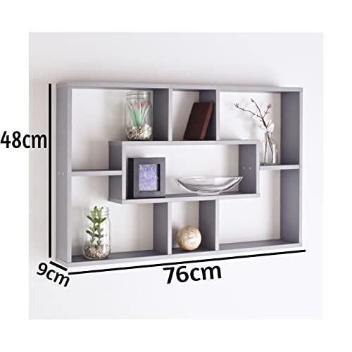 Étagère murale multi-compartiments en bois pour optimiser l'espace salon - 3
