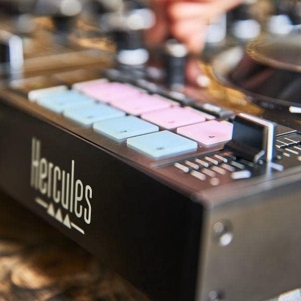 Hercules DJControl Inpulse 500 2-deckowy kontroler USB DJ do Serato DJ i DJUCED