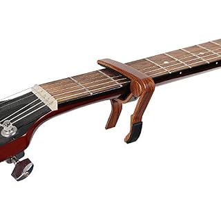 Malatec Capodastre Accessoire pour Guitare Acoustique et électrique Banjos – Changement Rapide avec 3 médiators en Bois… - Les Beatles, Paul McCartney, John Lennon, RIngo Starr, George Harrison Malatec Capodastre Accessoire pour Guitare Acoustique et électrique Banjos - Changement Rapide avec 3 médiators en Bois… – Image 3