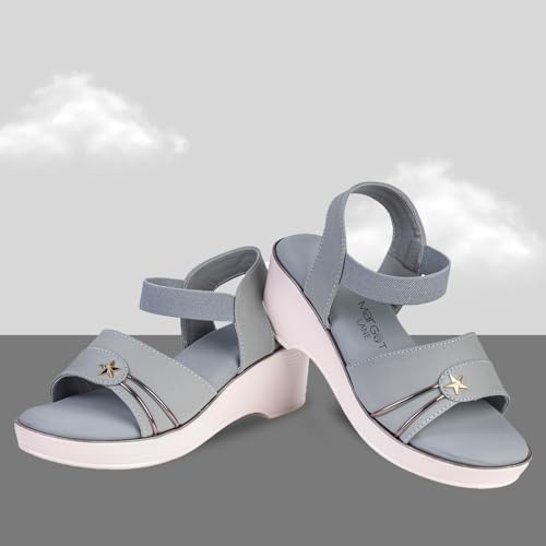 Image of Margot Lane Women Wedges Sandal