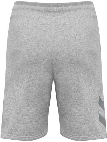 Image of hummel Men's Solid Regular Fit Shorts
