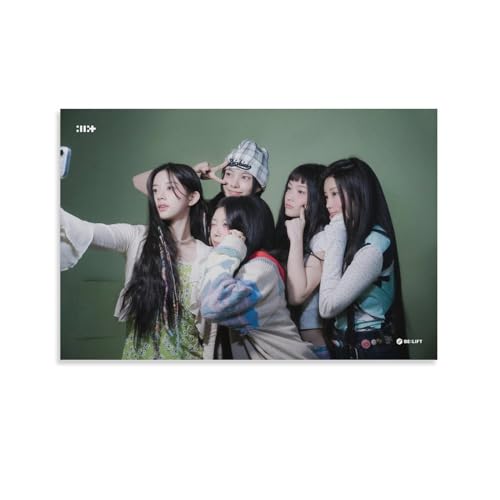 ILLIT �A�C���b�g SUPER REAL ME Behind �A���o���L�����o�X�|�X�^�[�ǃA�[�g�̑������r���O���[���̐Q���̑����̂��߂̊G��̈���L�����o�X�|�X�^�[�Q���̑����X�|�[�c���i�I�t�B�X���[���̑����M�t�g 20x30inch(50x75cm)