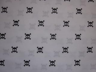 Max Studio Small Black Skulls Twin Sheet Set