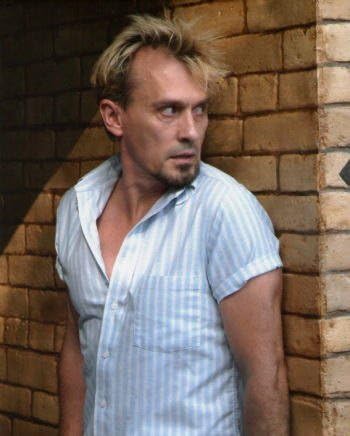 Amazon ブロマイド写真 海外ドラマ プリズン ブレイク ティーバッグ ロバート ネッパー 隠れる アイドル 芸能人グッズ 通販