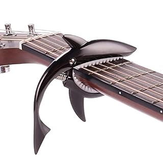 Nolli Shark en forme de Zinc Metal Guitar Capo Guitar Tuner Convient pour Guitare Guitare électrique et autres… - Les Beatles, Paul McCartney, John Lennon, RIngo Starr, George Harrison Nolli Shark en forme de Zinc Metal Guitar Capo Guitar Tuner Convient pour Guitare Guitare électrique et autres… – Image 2