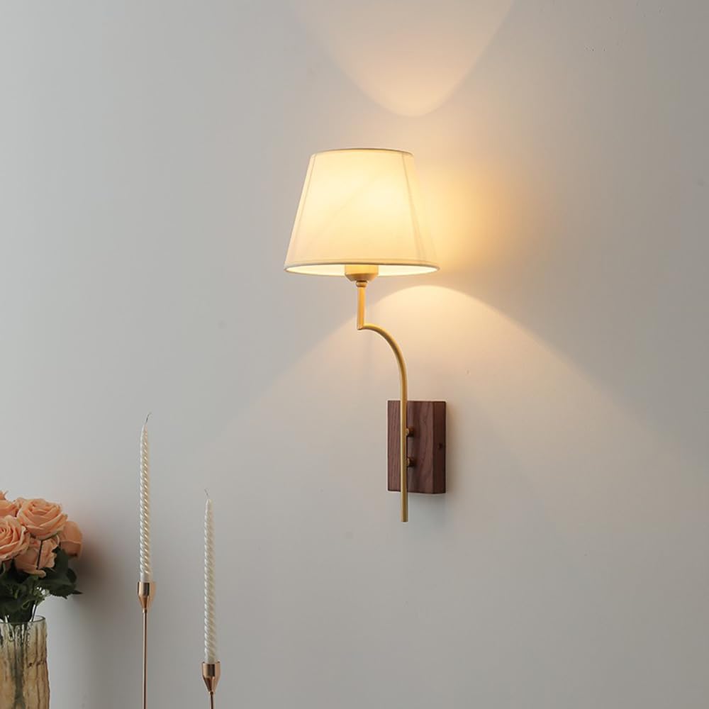 Applique da Parete Rustica Industriale con Supporto a Colonna in Ottone, Lampada da Parete Vintage in Legno con Paralume in Tessuto Svasato, apparecchio di Illuminazione per Arredamento Rustico p