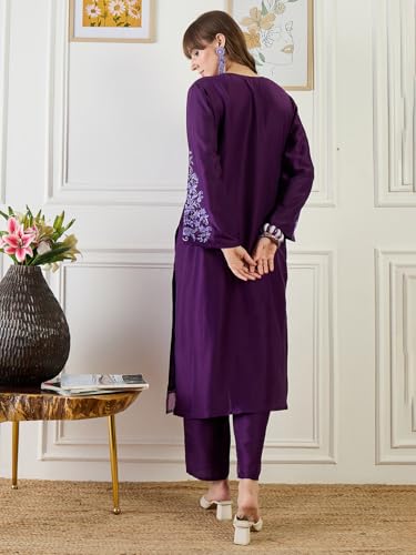 Image of INDO ERA Women's Silk Blend Floral Embroidered Straight Kurta & Pant Set (IESTR11531)
