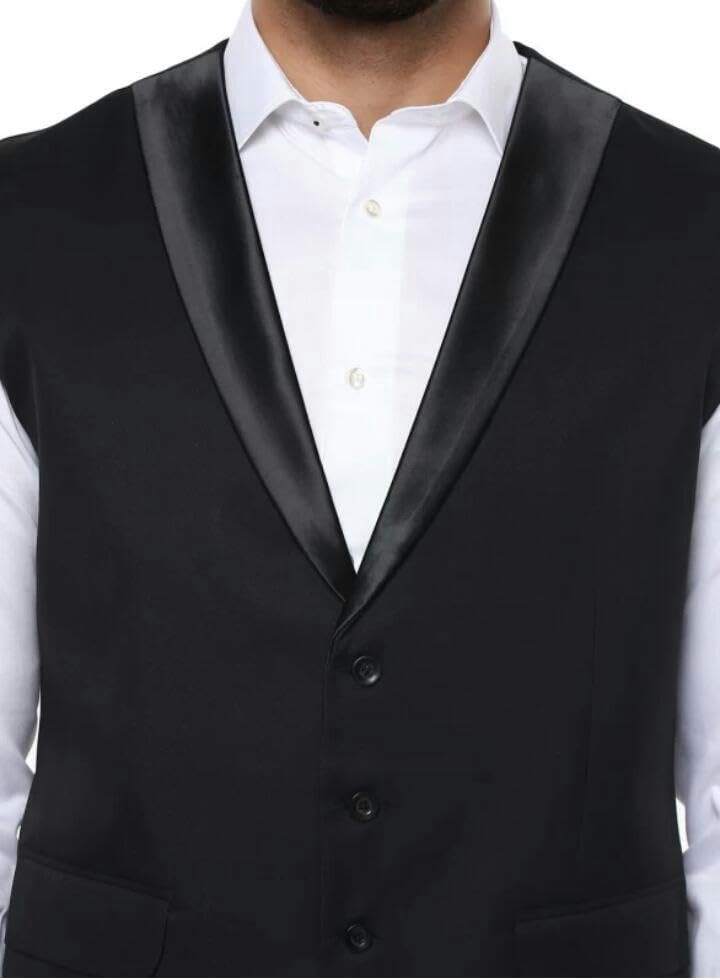 Image of men slim fit singel breasted tuxedo