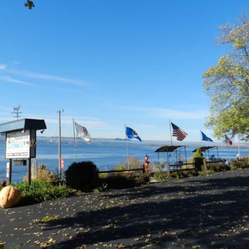Ferryville Wisconsin- Grandview Motel