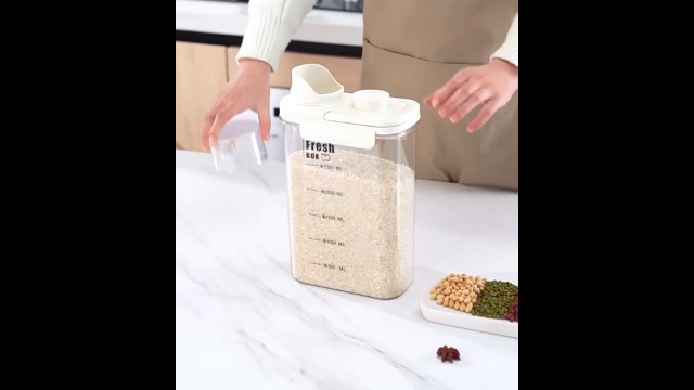 Contenitore Per Cibo Gatti TBMax 5L - Dispenser Ermetico Con Beccuccio E Misurino, Portatile, Senza BPA