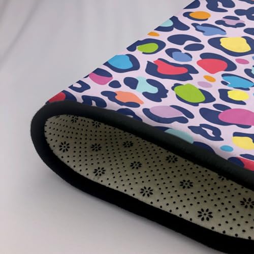 Tapis antidérapant et lavable léopard arc-en-ciel grand format