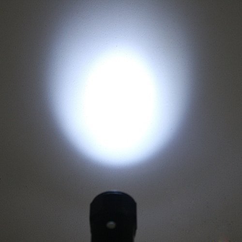 1 X 30 Lumen 3 Modes Car Cigarette Rechargeable LED Flashlight with SOS Function and Environmental Aluminum Alloy Case, Black
